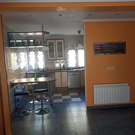Apartmán Piso Yade En Oviedo, Proximo A Vegas Con Parking Y Wifi *