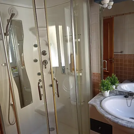 Apartmán Piso Yade En Oviedo, Proximo A Vegas Con Parking Y Wifi *